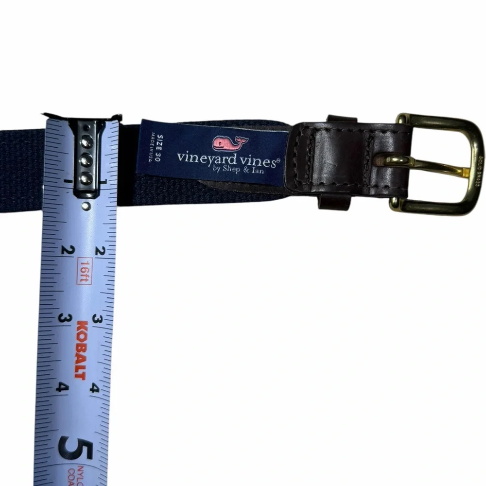 Vineyard Vines Whale Club Leather Belt Mens Size 30 Cowhide Solid Brass Buckle